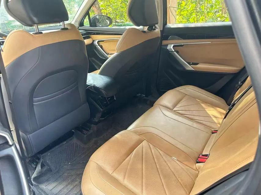Geely 2023 Boyue L 1.5TD Honorable Automatic Transmission 4