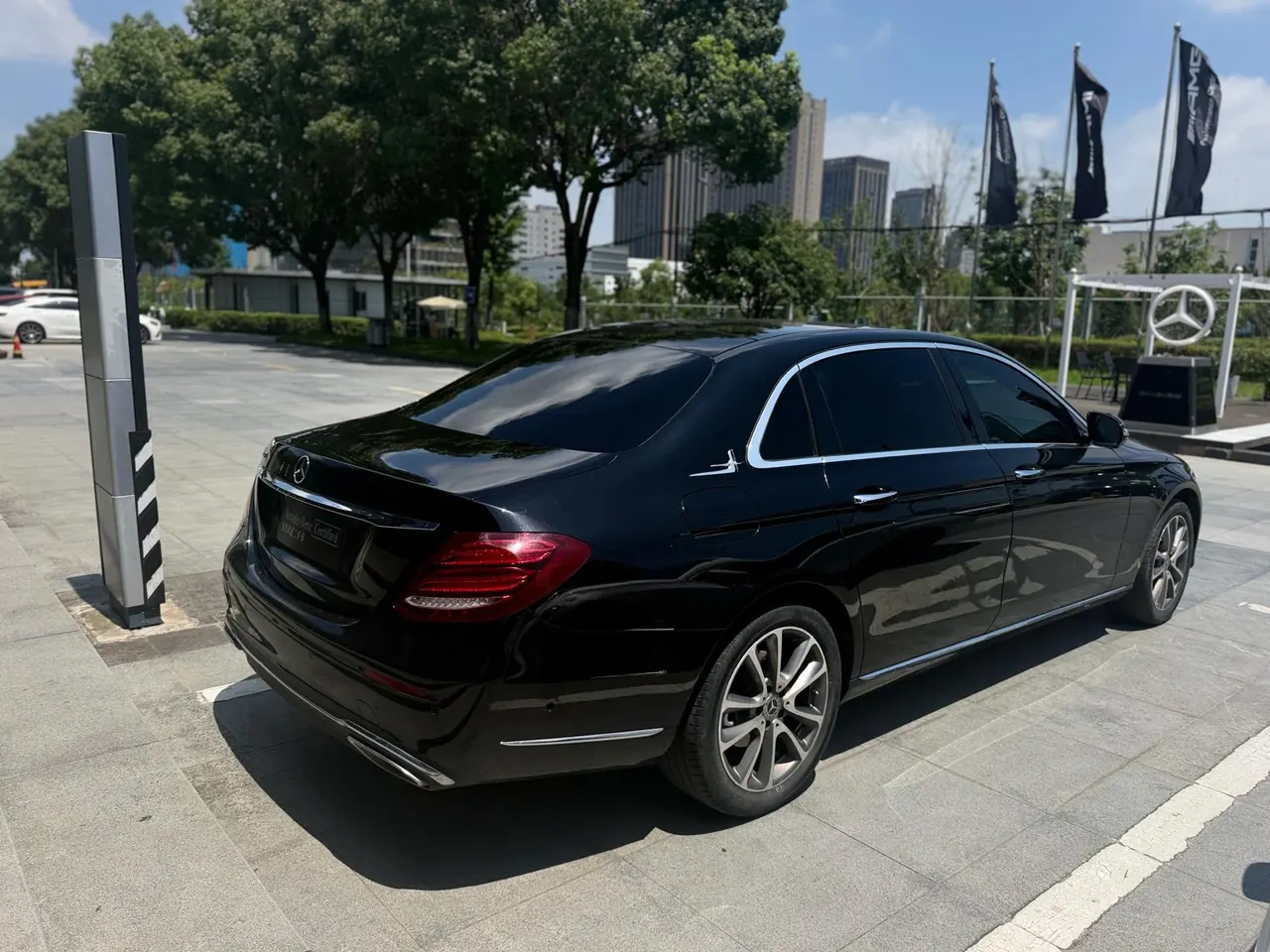 Mercedes Benz E Class 2020 E 260 L 48V 1.5T (modified) automatic gear 8