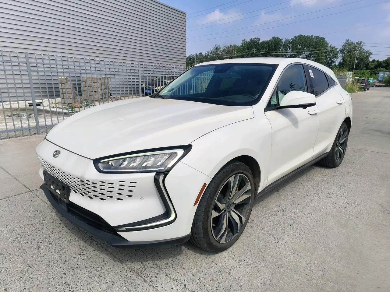Open image lightbox: SERES 2021 SERES 5 1.5T 4-wheel drive free expedition version of automatic gear