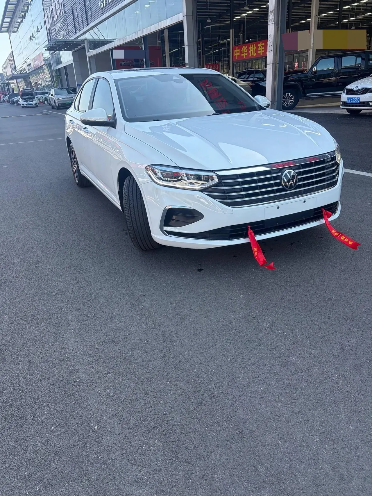 Volkswagen 2024 LaVida 1.5 5 Million Edition Automatic 2
