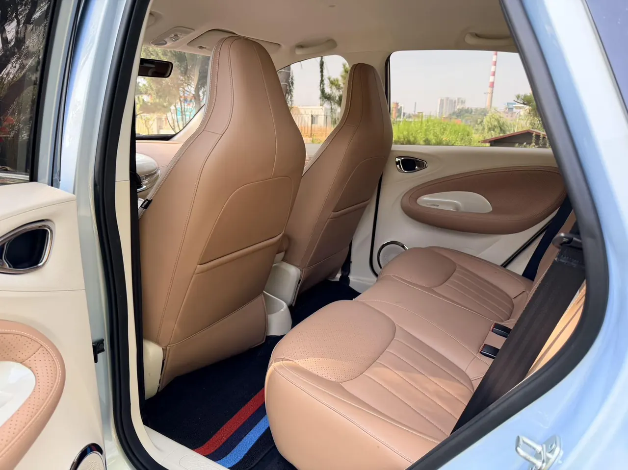 WuLing 2024 Plantronics 333km LingBox Connected Automatic Gear 4