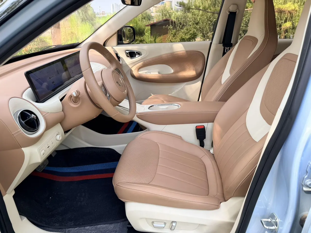 WuLing 2024 Plantronics 333km LingBox Connected Automatic Gear 5