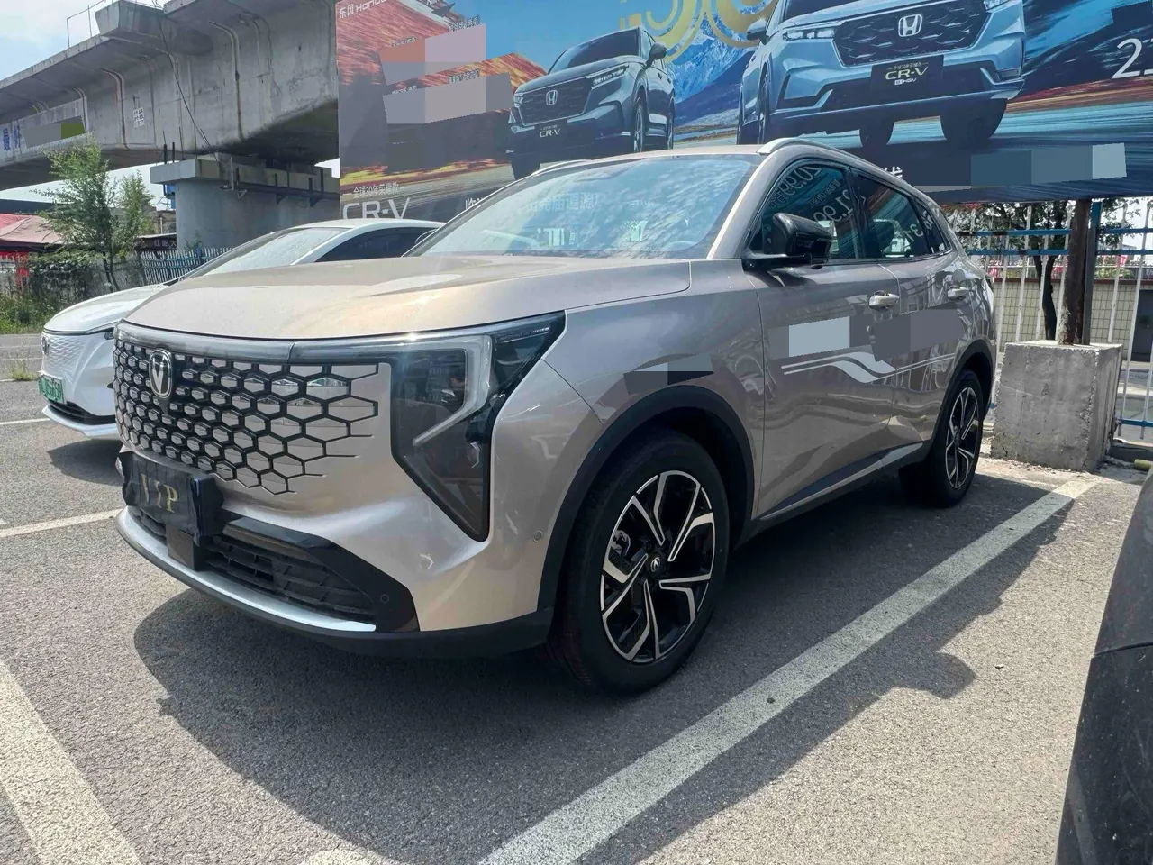 Open image lightbox: ChangAn 2026 CS55 PLUS 1.5T New Blue Whale Tianzhu Prestige Automatic
