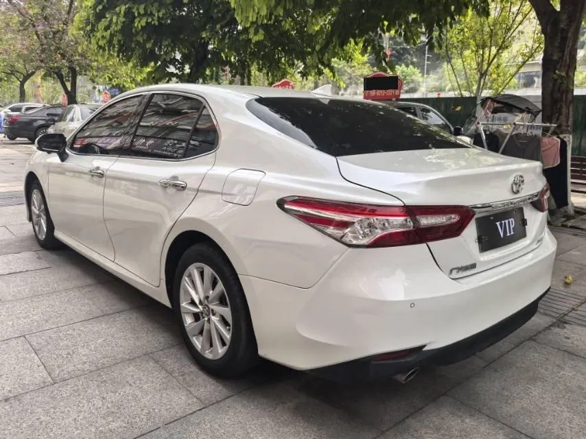 Toyota 2021 Camry 2.0G Stepless Deluxe Edition Automatic Gear 4