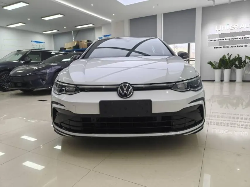 Volkswagen 2021 Golf 8 R-Line 1.4TSI 280TSI Automatic 2