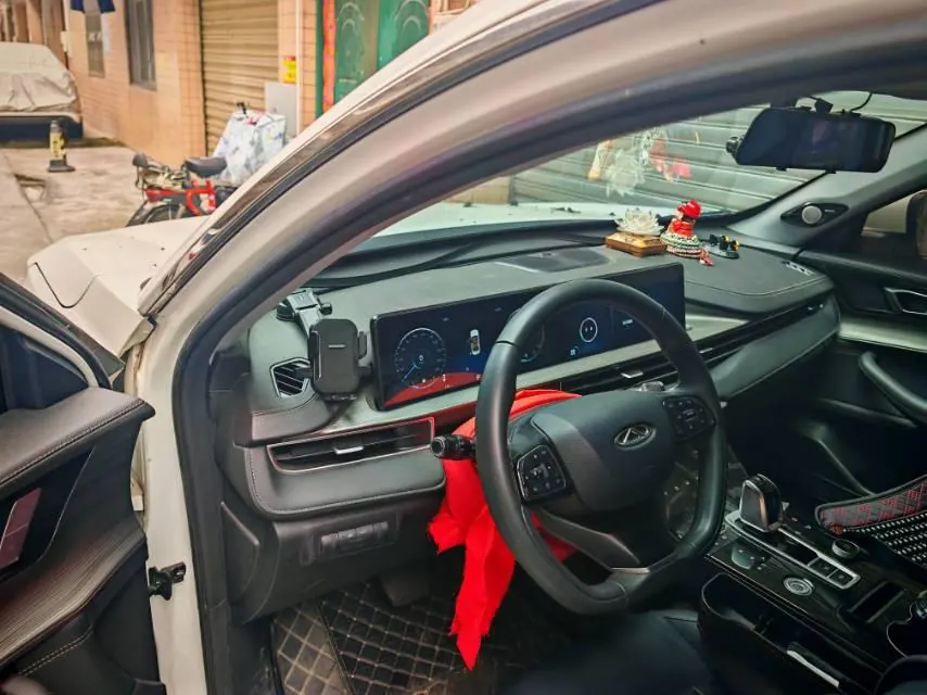 Chery 2024 Ruihu 8 PLUS 1.6TGDI 290TGDI Champion Edition Hao Yue Edition 7-seat Automatic Gear 3