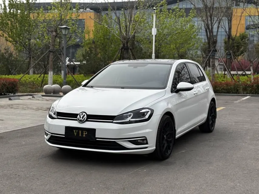 Volkswagen 2020 Golf 7 1.4TSI 280TSI Beloved Edition Comfortable Automatic - View 1