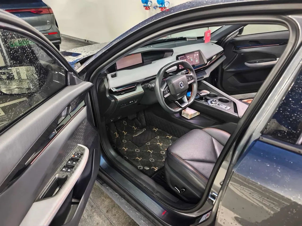 ChangAn 2022 UNI-V 1.5T Smart Pilot Automatic Gear 2