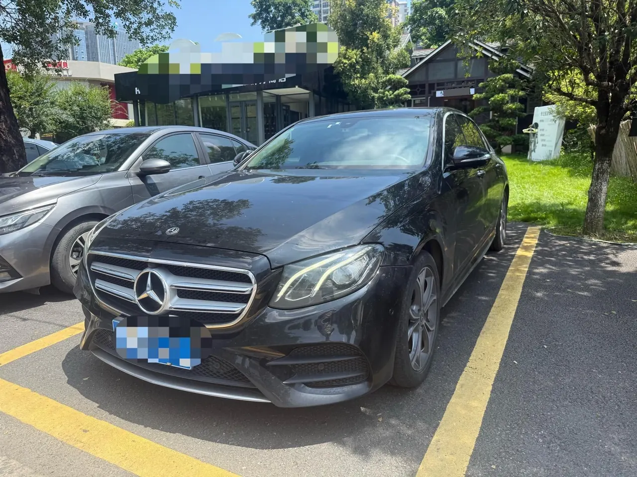 Mercedes Benz E-Class 2020 E 300 L 2.0T Sports Fashion Automatic Gear - View 1