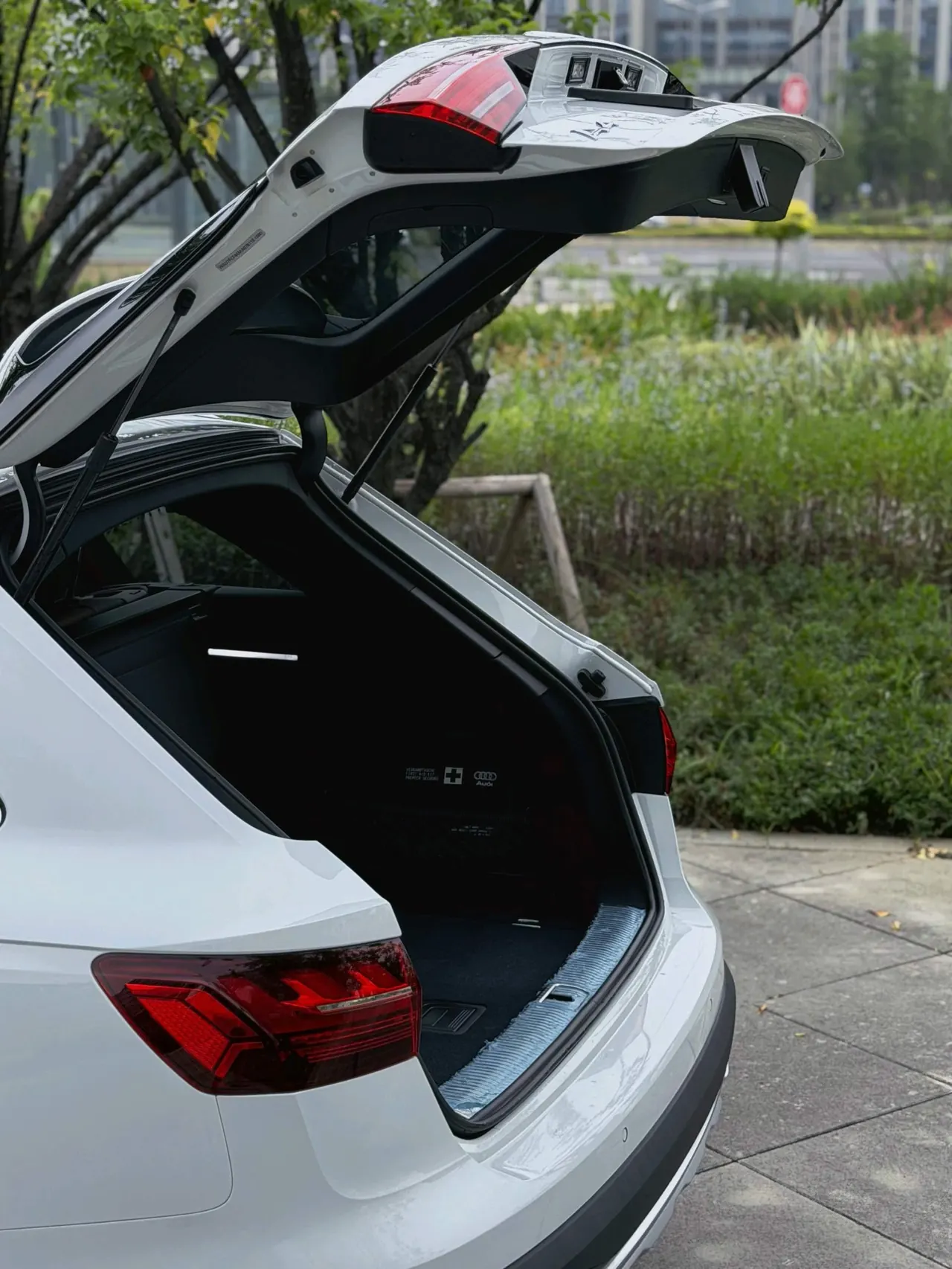 Audi A4 (Imported) 2021 A4 Allroad Quattro 2.0TFSI Discovery Auto 10