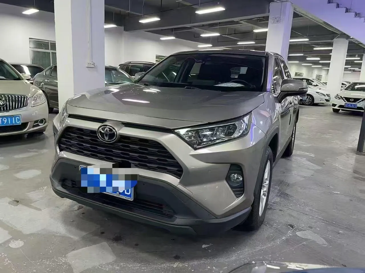 Toyota 2022 RAV4 Rongbo 2.0 Stepless Two-Drive Fashion Edition Automatic Gear - View 1