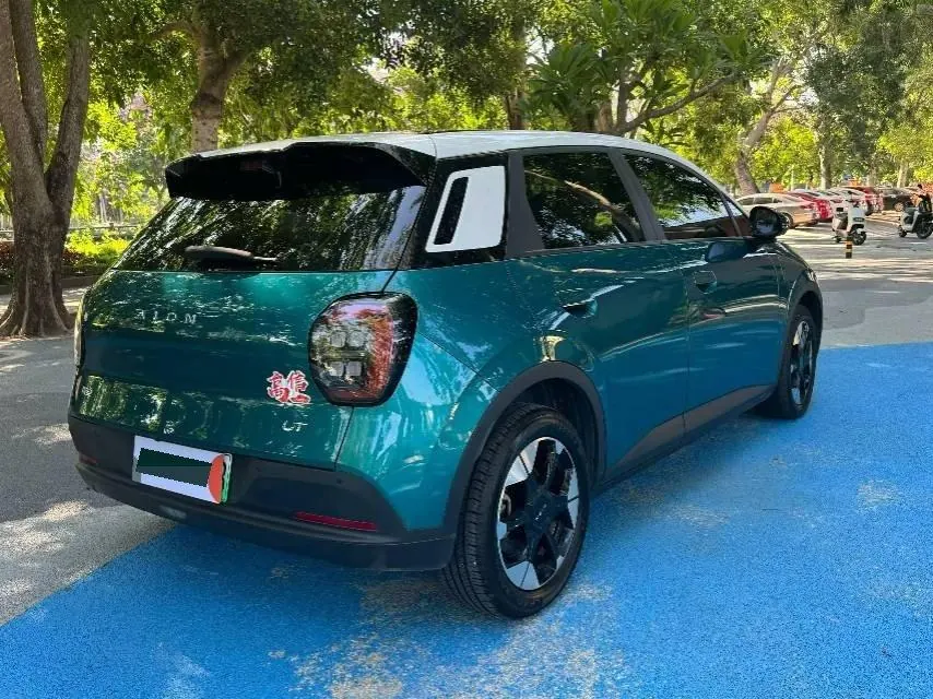 GAC Aion 2025 AION UT 420 Smart Edition Automatic Gear 9