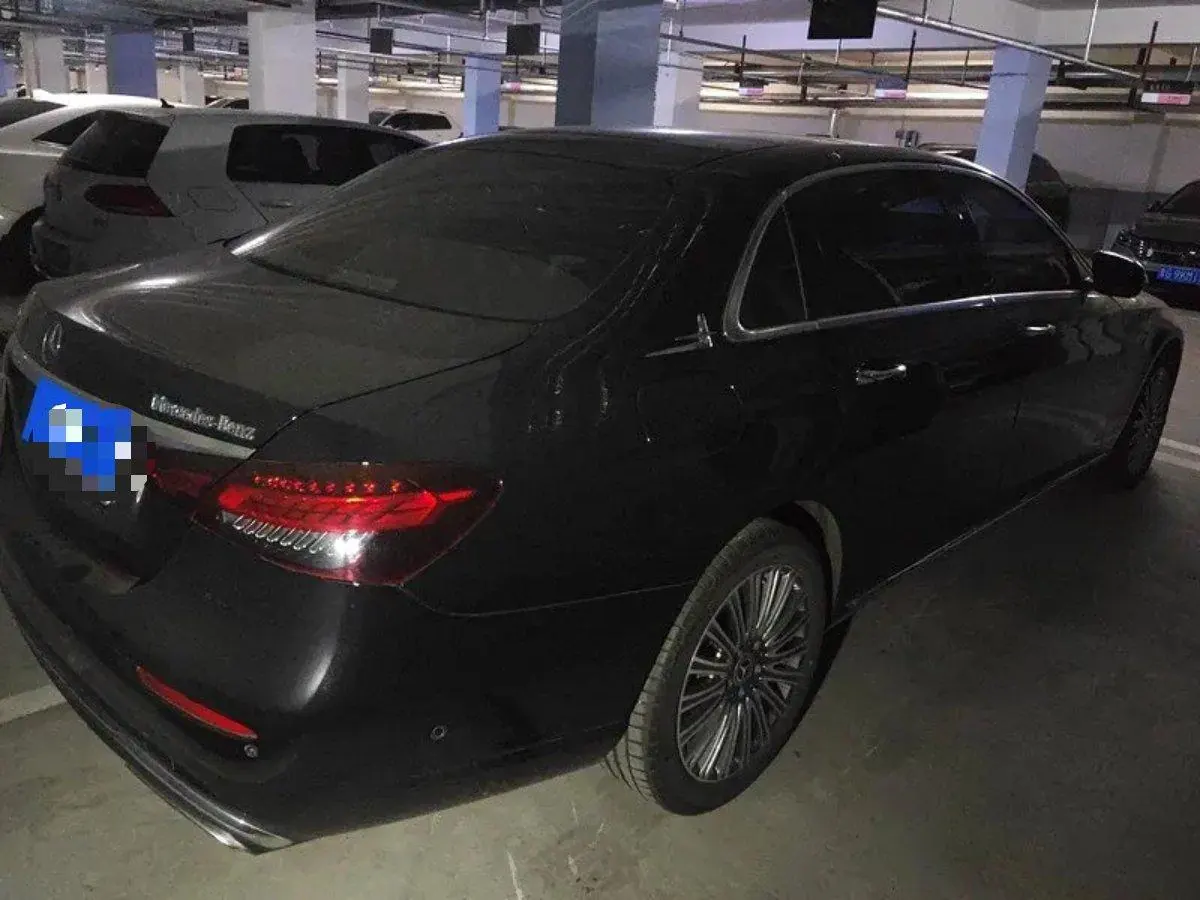 Mercedes Benz E Class 2022 E 300 L 2.0T Fashion (Change 2) Automatic Gear 3