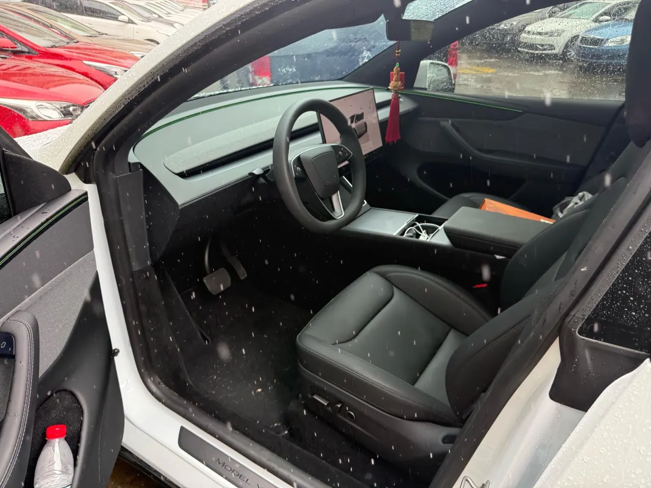Tesla 2026 Model Y Long Range Rear-Wheel-Drive Automatic 3