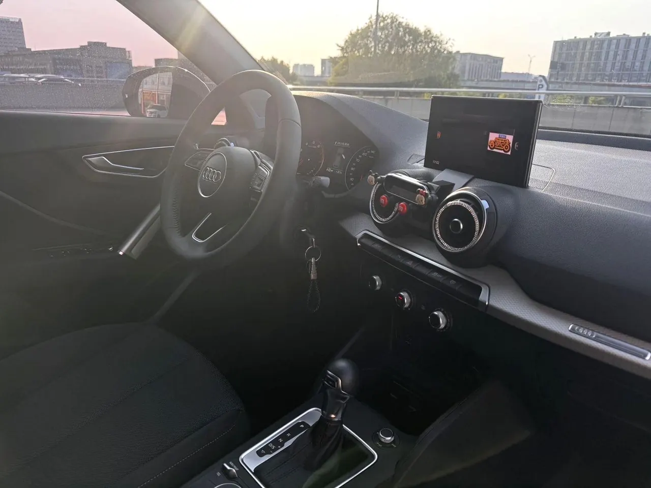 Audi 2021 Q2L 1.4TFSI 35TFSI Fashion Elegant Automatic 7