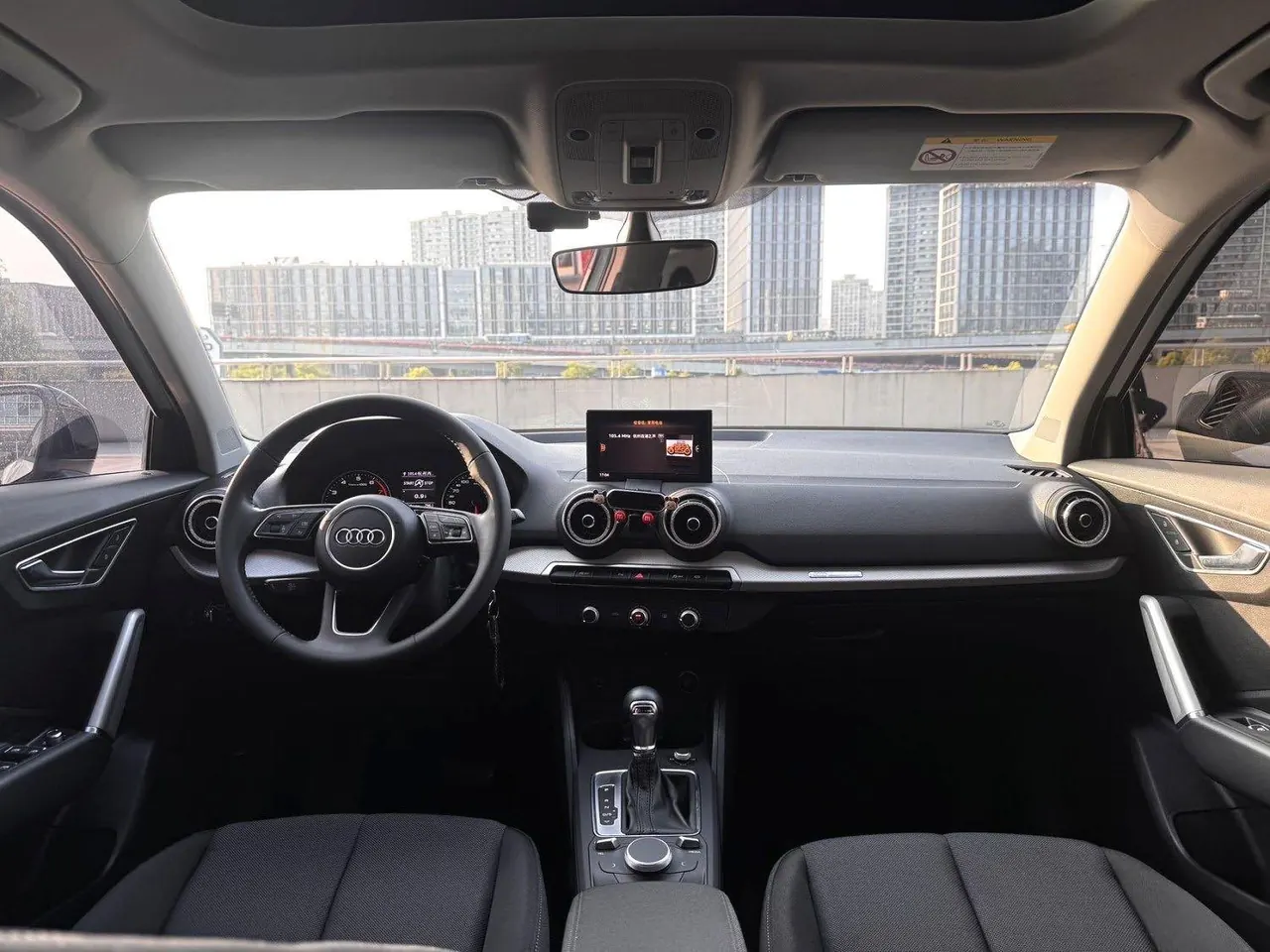 Audi 2021 Q2L 1.4TFSI 35TFSI Fashion Elegant Automatic 8