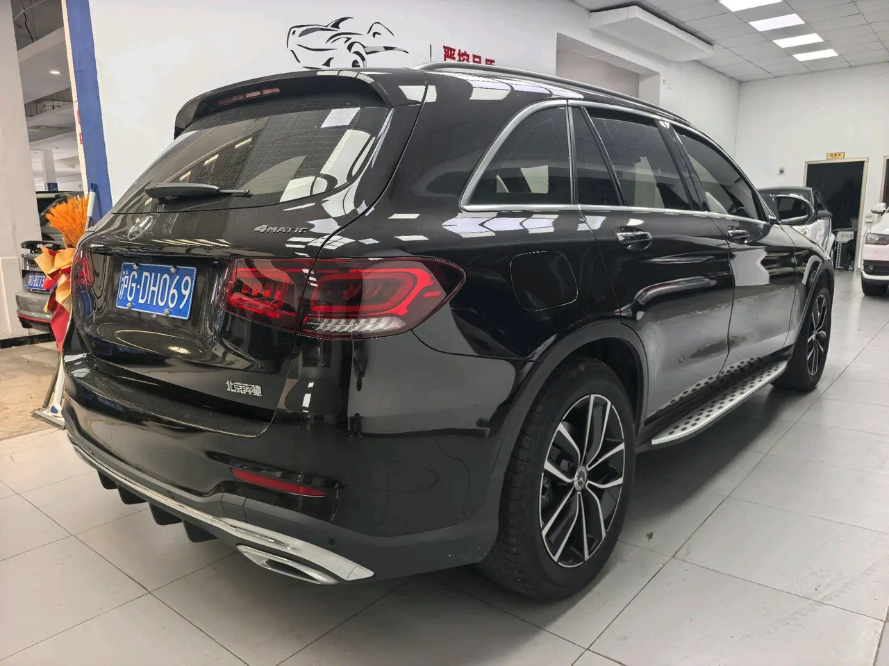 Mercedes Benz 2022 GLC 300 L 4MATIC 2.0T Dynamic (Modified) Automatic Gear 5