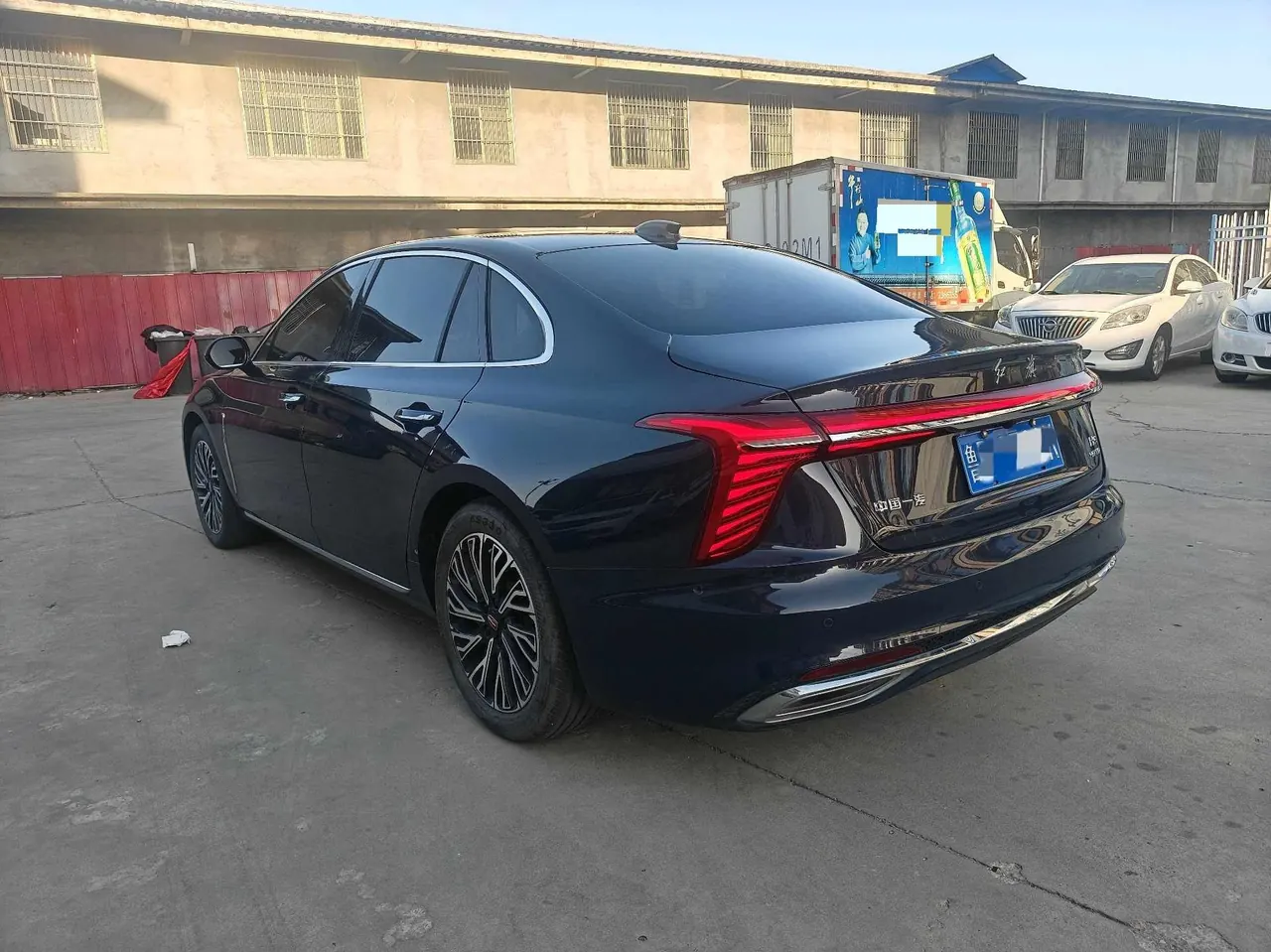 HongQi 2024 H5 2.0T Zhilian Flag Collar Edition Automatic Gear 6