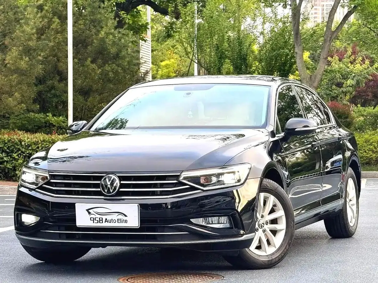 Volkswagen 2020 Magotan 1.4TSI 280TSI Leading Automatic Transmission - View 1