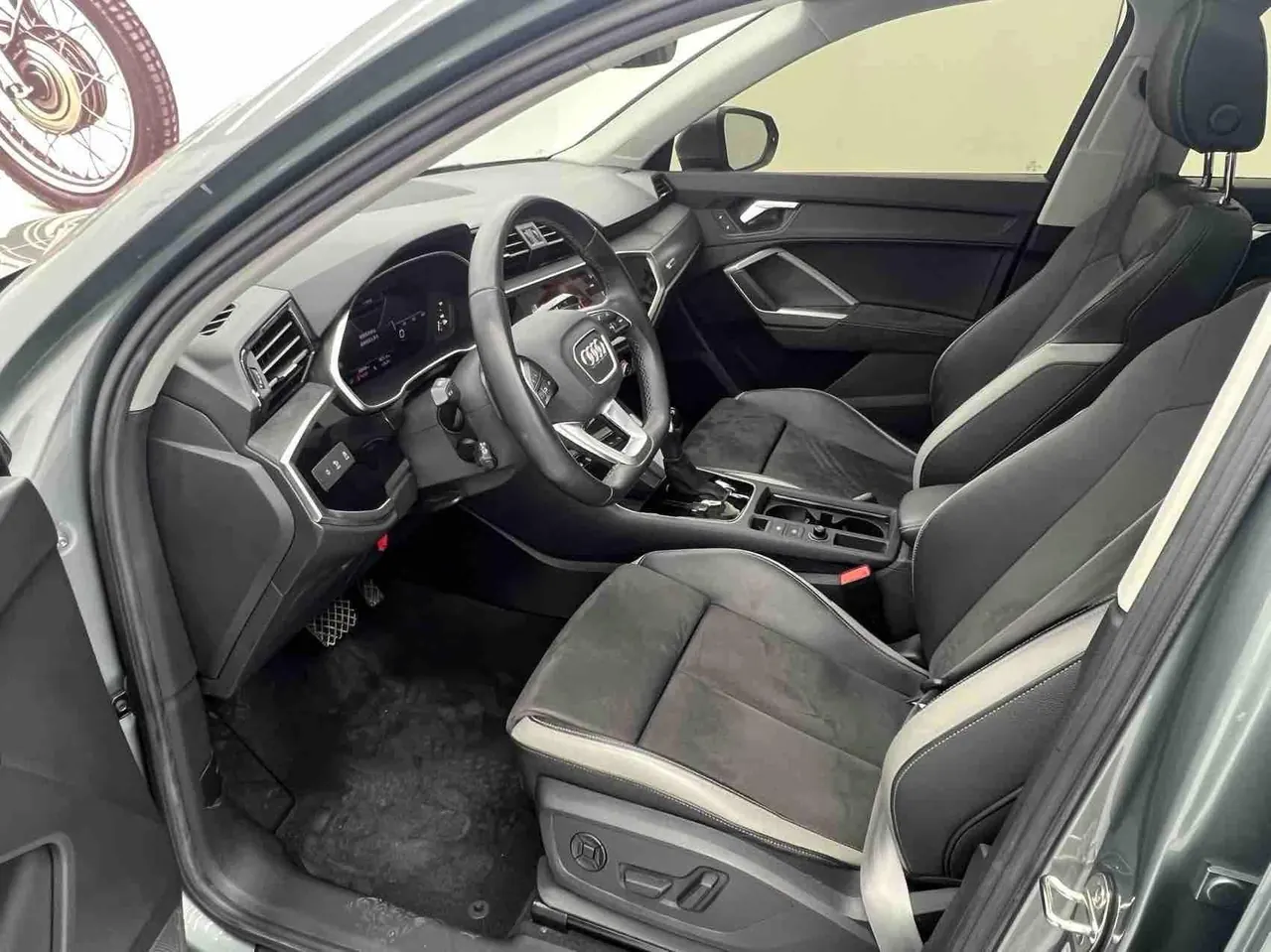 Audi 2022 Q3 1.4TFSI 35TFSI Fashion Dynamic Automatic 4