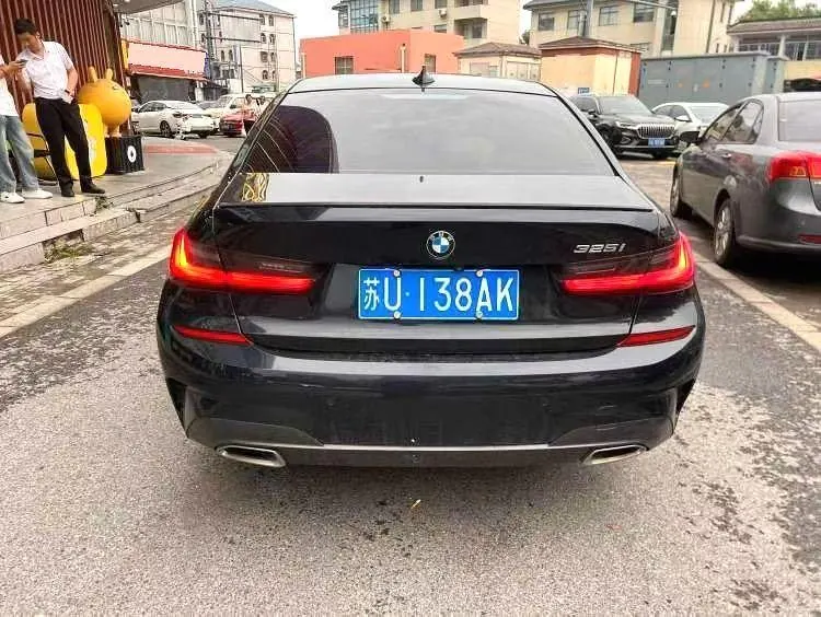 BMW 3 Series 2022 325i 2.0T M Sports Suit (Modified) Automatic Gear 6