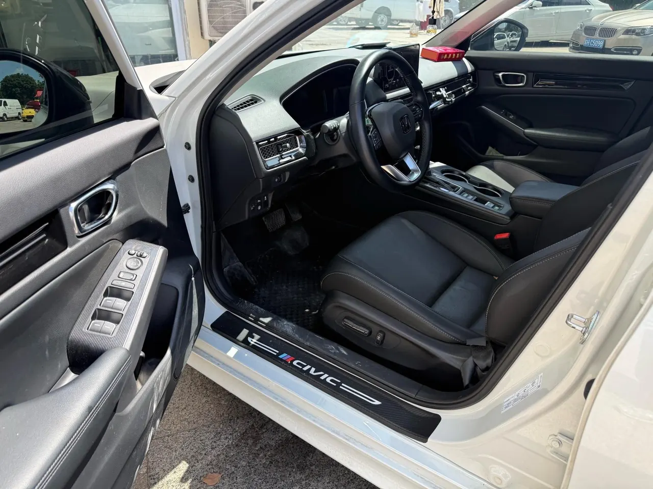 Honda 2022 Civic 1.5T Stepless 240TURBO Automatic Gear 3