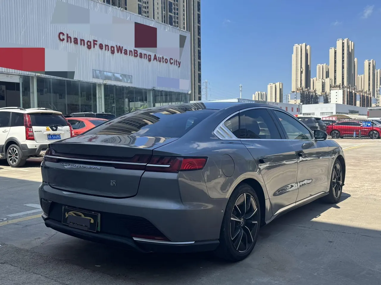 BYD 2020 Han four-wheel drive high-performance flagship automatic gear 7