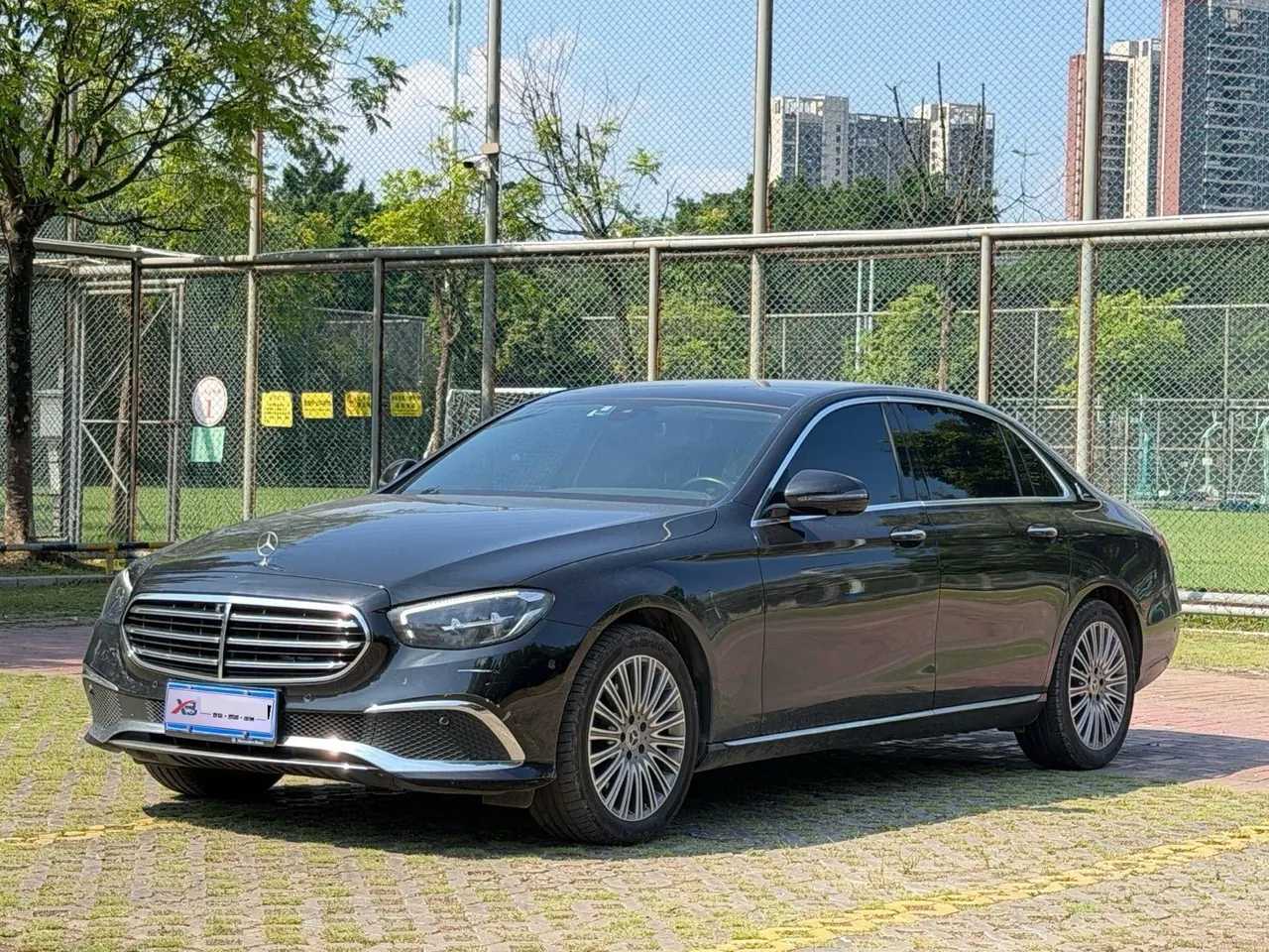 Mercedes Benz E Class 2022 E 300 L 2.0T Luxury (Modified) Automatic Gear - View 1