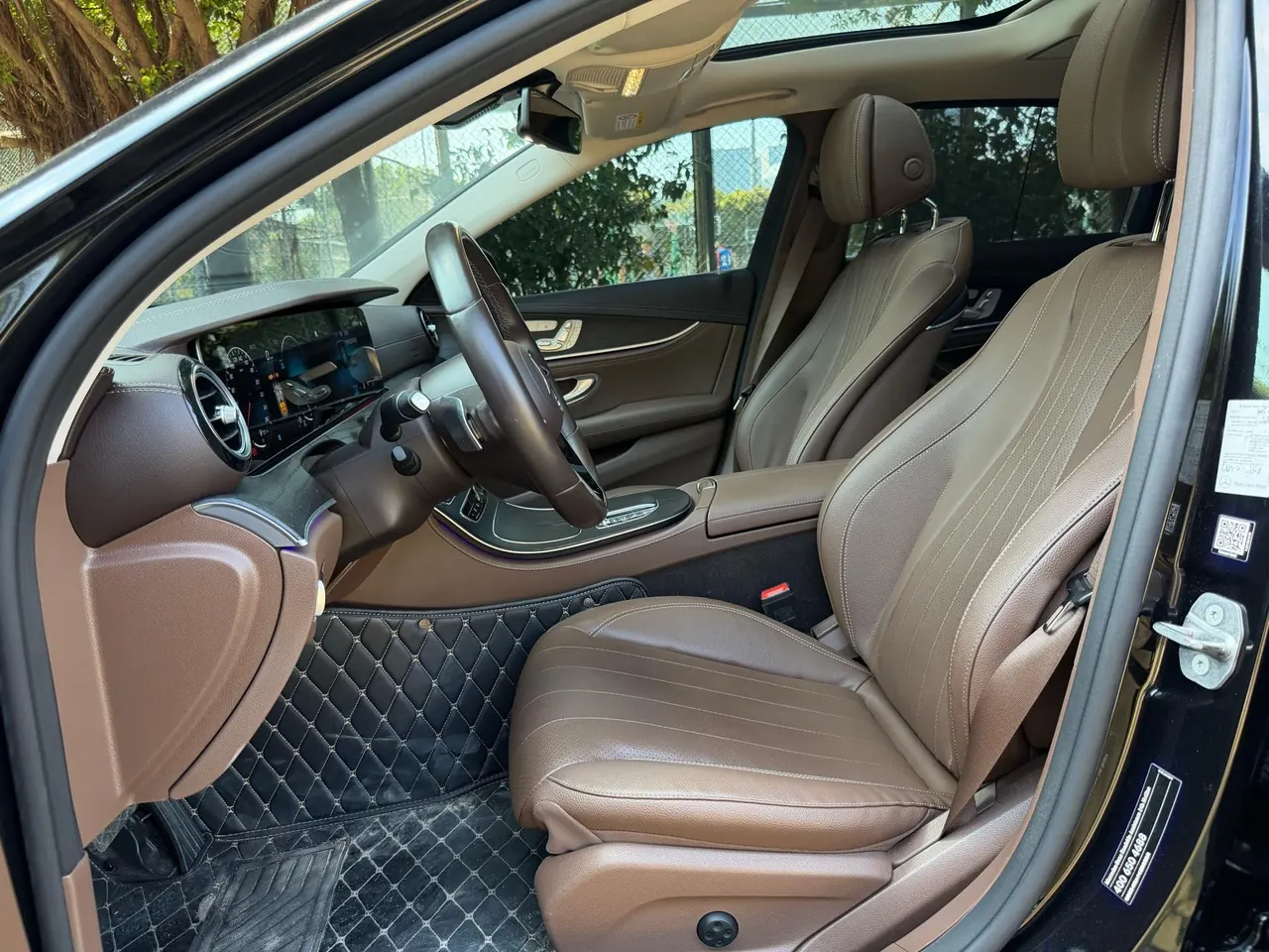 Mercedes Benz E Class 2022 E 300 L 2.0T Luxury (Modified) Automatic Gear 4