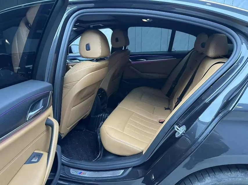 BMW 5 Series (Imported) 2021 525i 2.0T M Sports Suit Automatic Gear 5