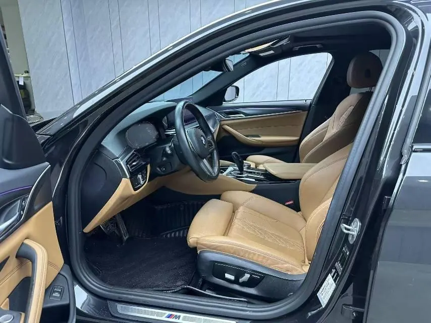 BMW 5 Series (Imported) 2021 525i 2.0T M Sports Suit Automatic Gear 6
