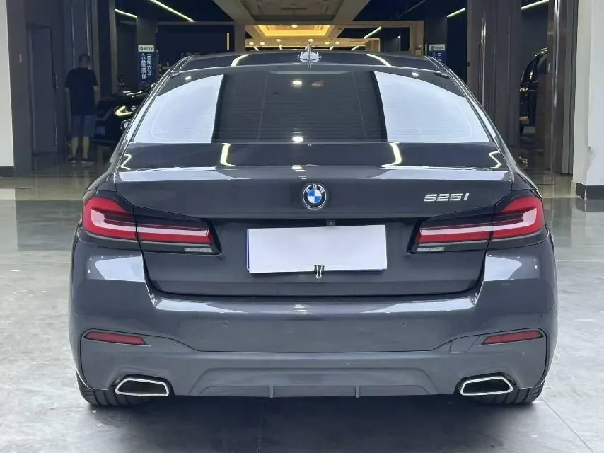 BMW 5 Series (Imported) 2021 525i 2.0T M Sports Suit Automatic Gear 8