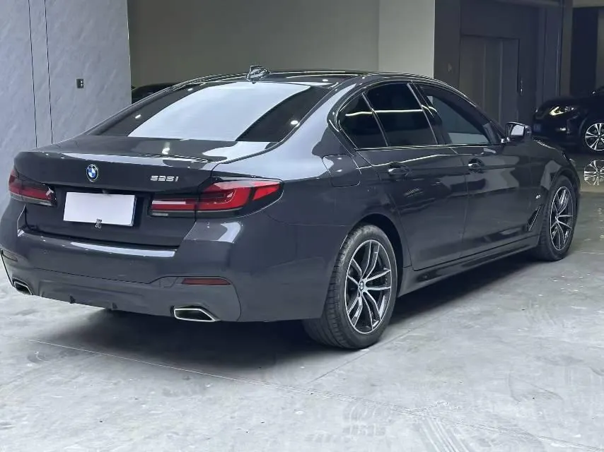 BMW 5 Series (Imported) 2021 525i 2.0T M Sports Suit Automatic Gear 9