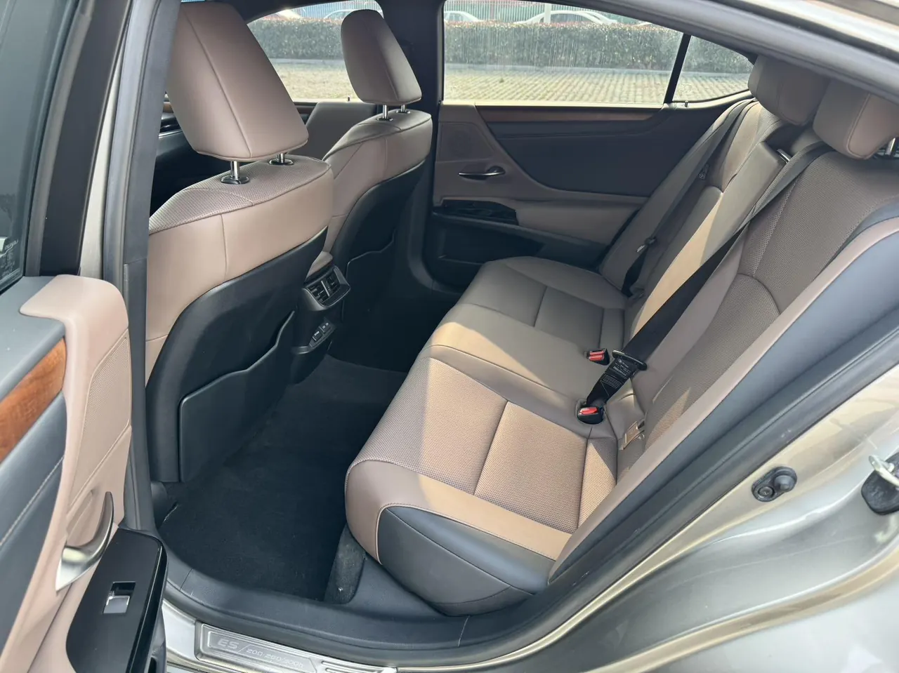 Lexus ES (Imported) 2024 ES200 2.0 Stepless Edition Automatic Gear 4