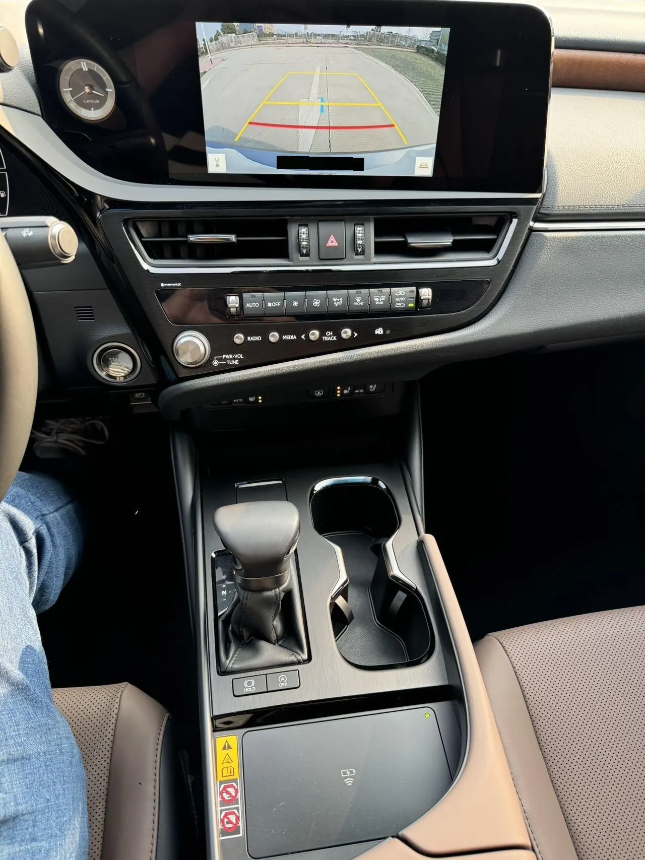 Lexus ES (Imported) 2024 ES200 2.0 Stepless Edition Automatic Gear 7