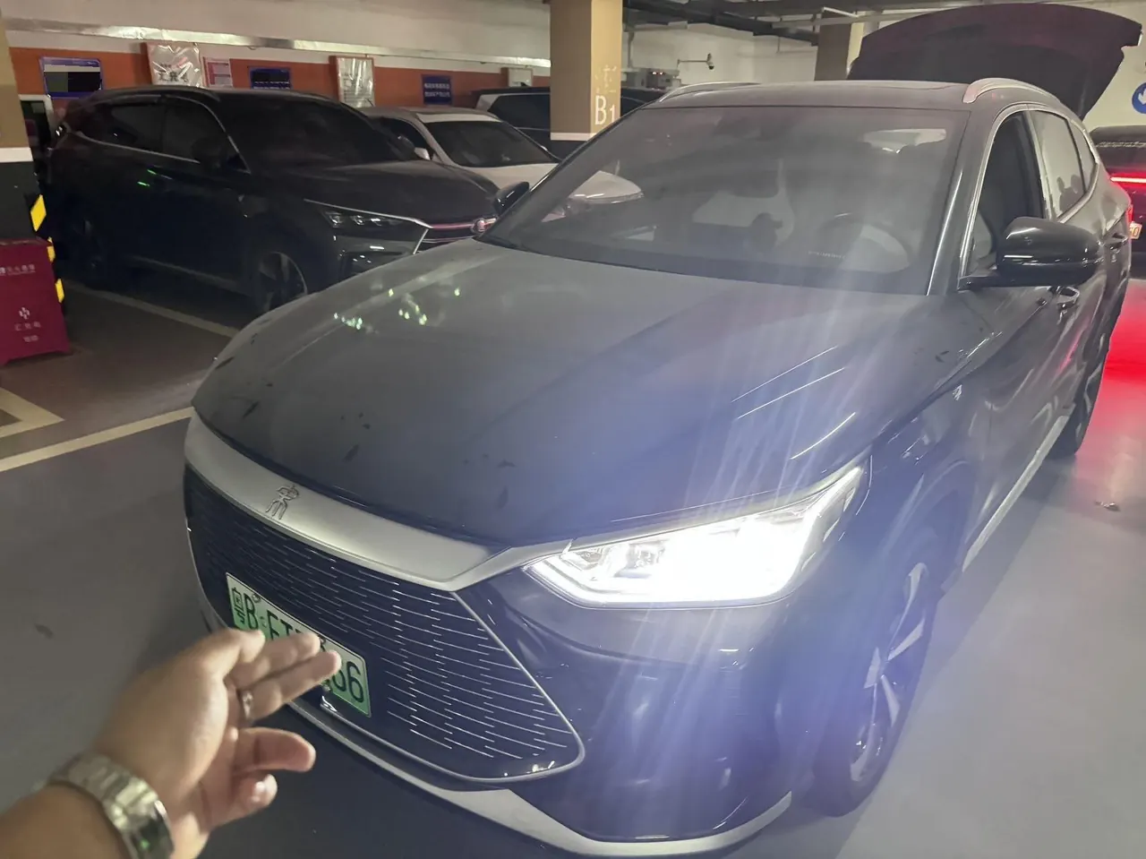 Открыть галерею: BYD Song PLUS New Energy 2022 Song PLUS DM-i 1.5 Stepless 110KM Flagship PLUS 5G Edition Automatic Gear