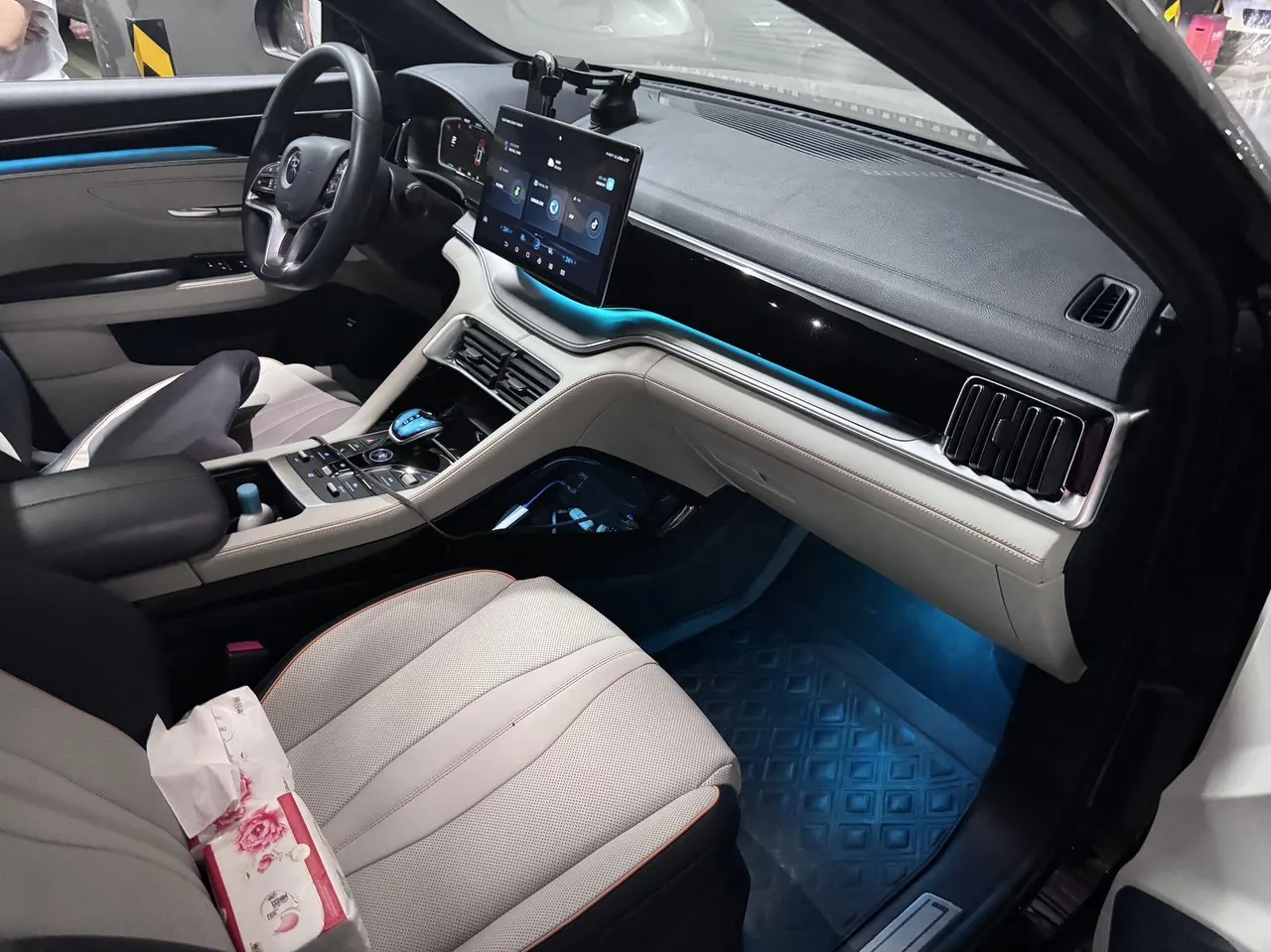 BYD Song PLUS New Energy 2022 Song PLUS DM-i 1.5 Stepless 110KM Flagship PLUS 5G Edition Automatic Gear 4