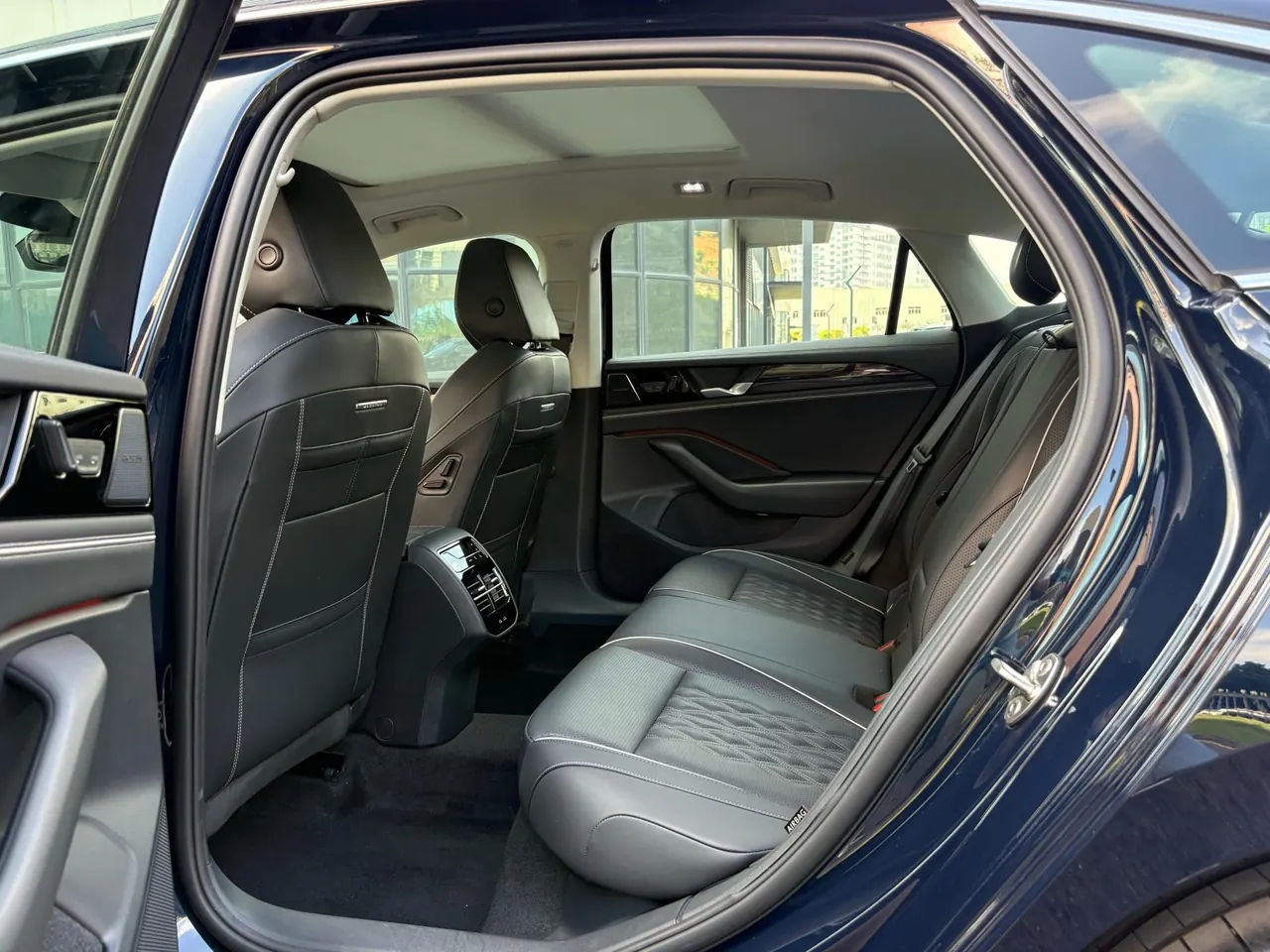 Volkswagen 2024 Magotan 2.0TSI 380TSI Extreme Edition Automatic 4