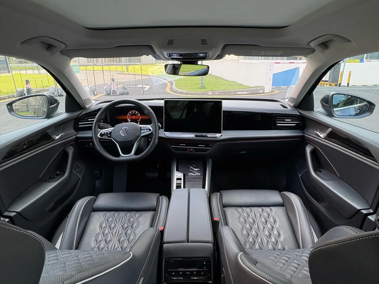 Volkswagen 2024 Magotan 2.0TSI 380TSI Extreme Edition Automatic 7