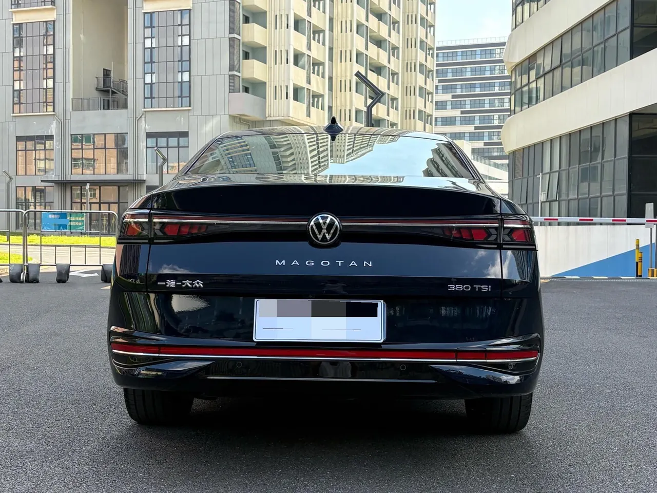 Volkswagen 2024 Magotan 2.0TSI 380TSI Extreme Edition Automatic 8