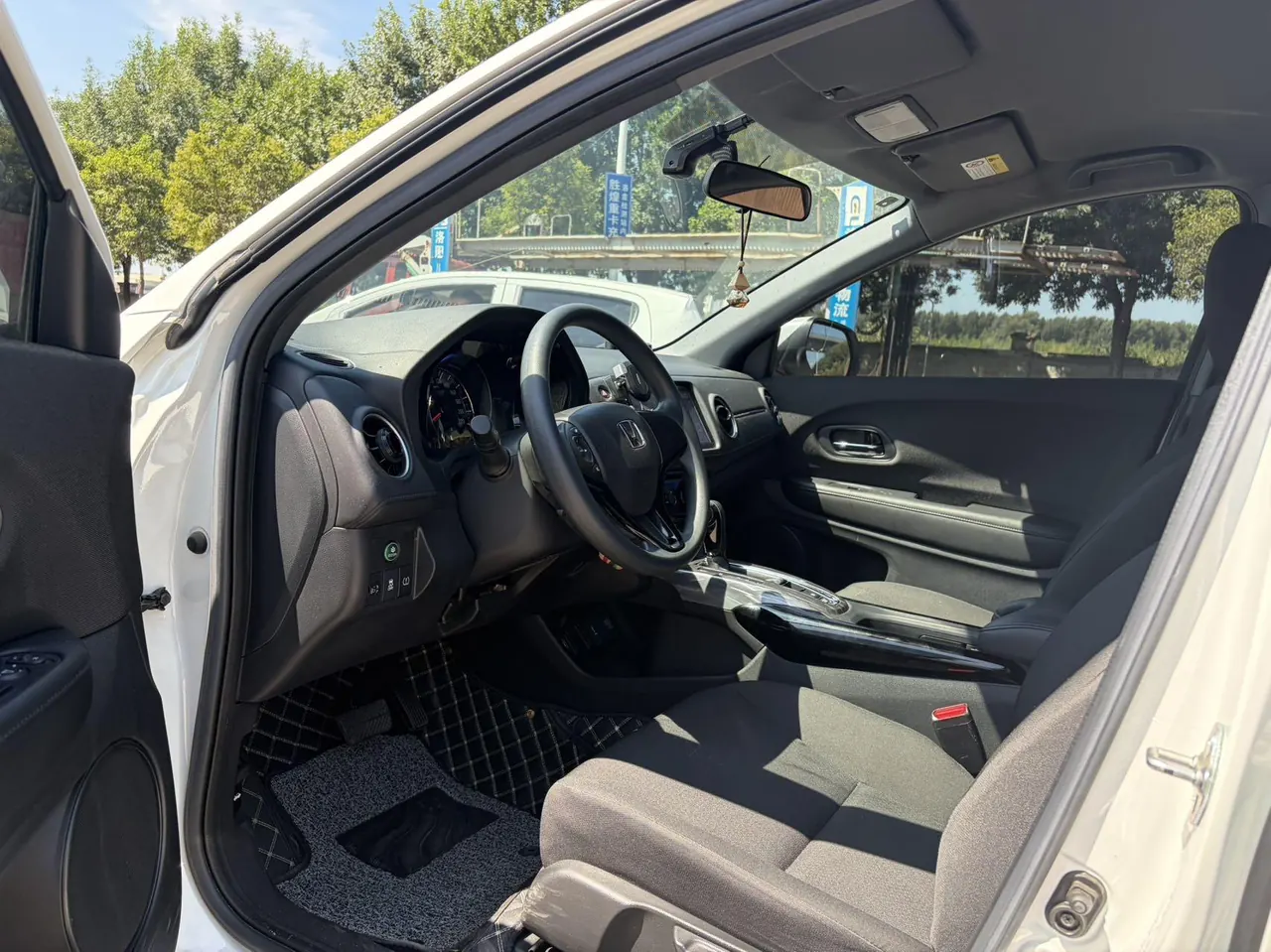 Honda 2021 XR-V 1.5 stepless classic automatic gear 3