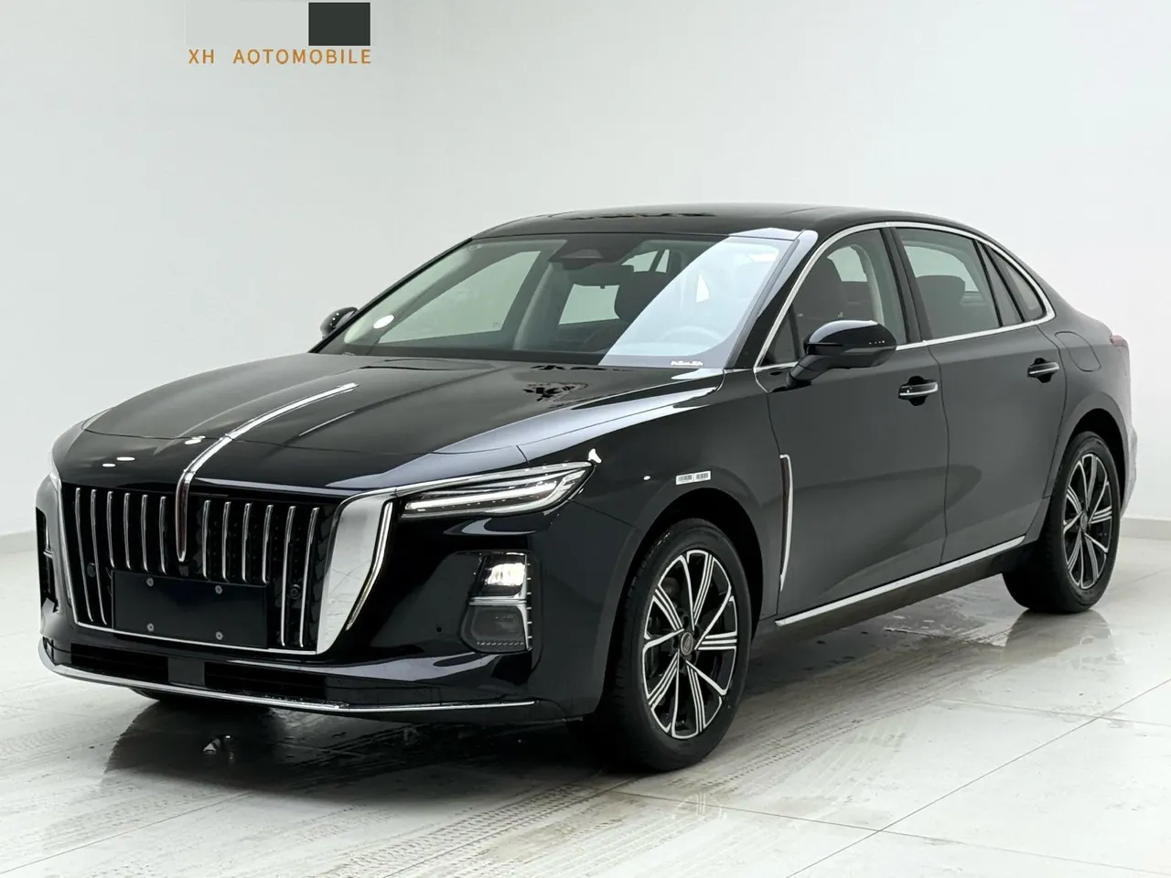 HongQi 2025 H5 PHEV 1.5T 170 Super Hybrid Automatic Gear - View 1