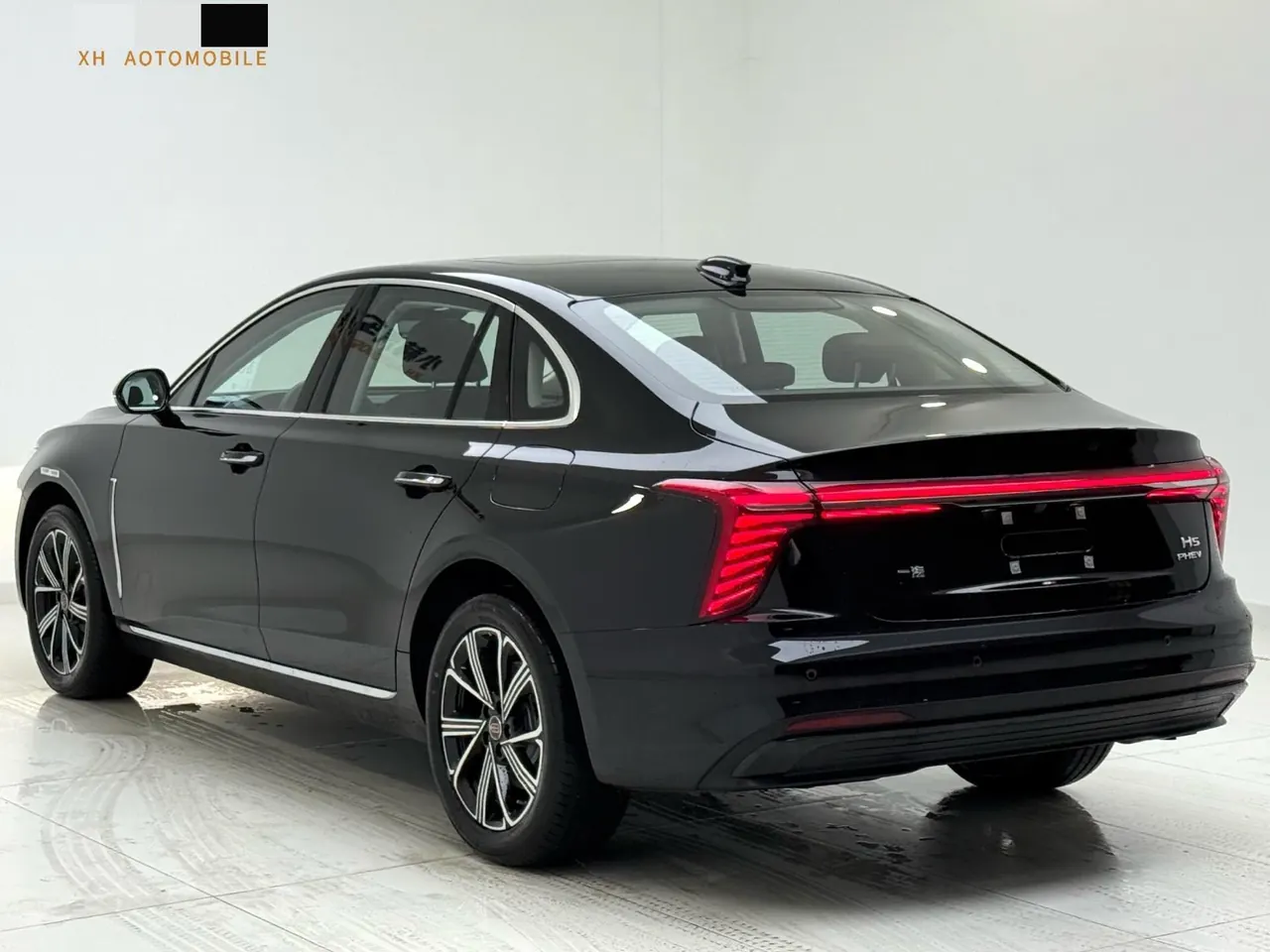 HongQi 2025 H5 PHEV 1.5T 170 Super Hybrid Automatic Gear 6
