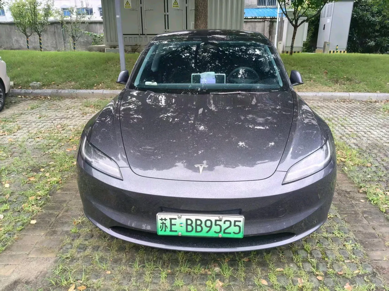 Tesla 2025 Model 3 rear-wheel drive version of automatic transmission 3