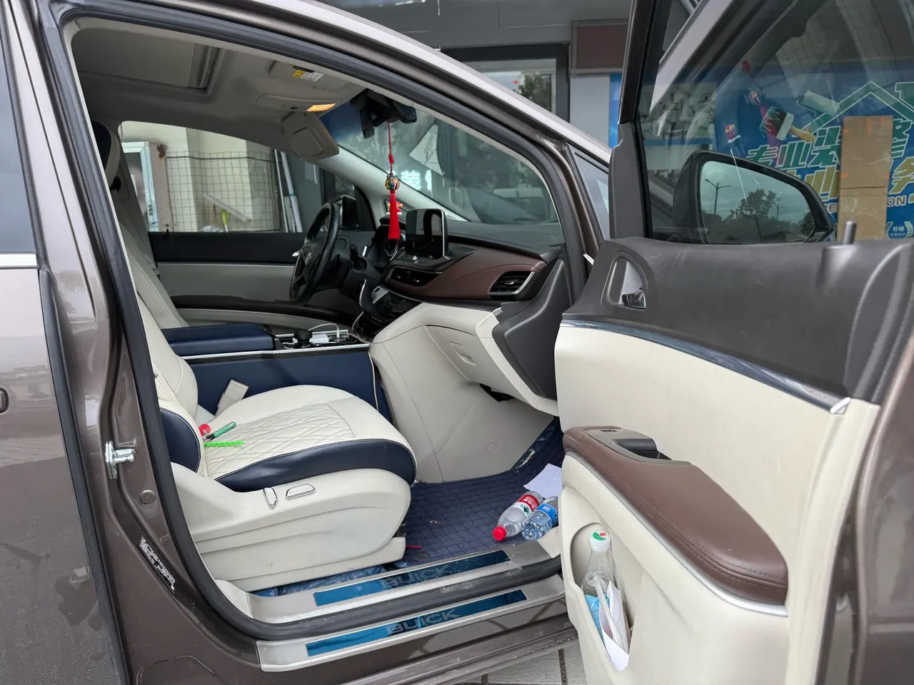 Buick 2021 GL8 Land Business Class 2.0T 652T Luxury Automatic Gear 8