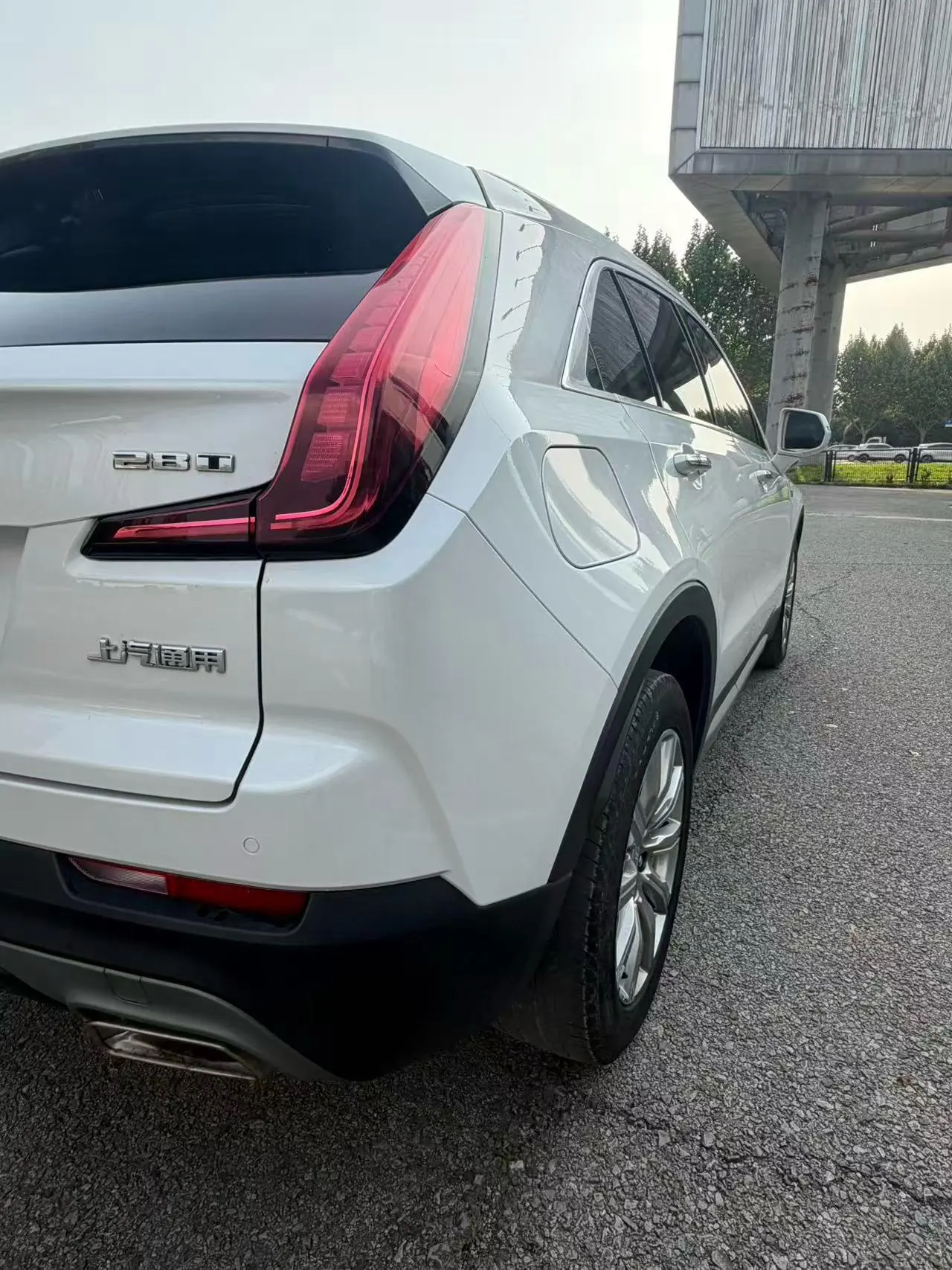 Cadillac 2020 XT4 2.0T 28T Two-Drive Leading Automatic Gear 2