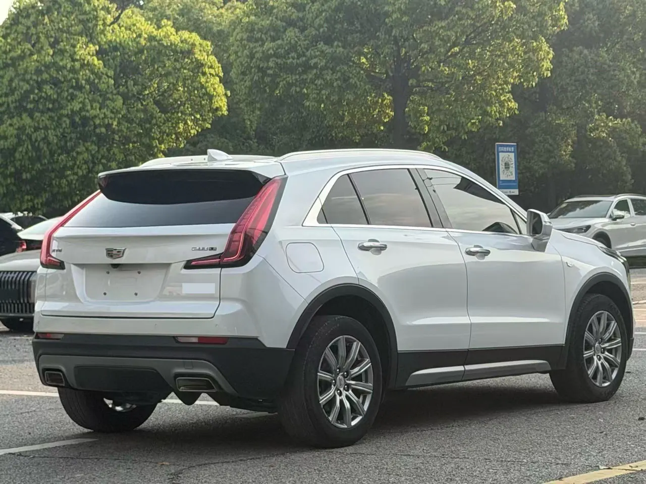 Cadillac 2020 XT4 2.0T 28T Two-Drive Leading Automatic Gear 5