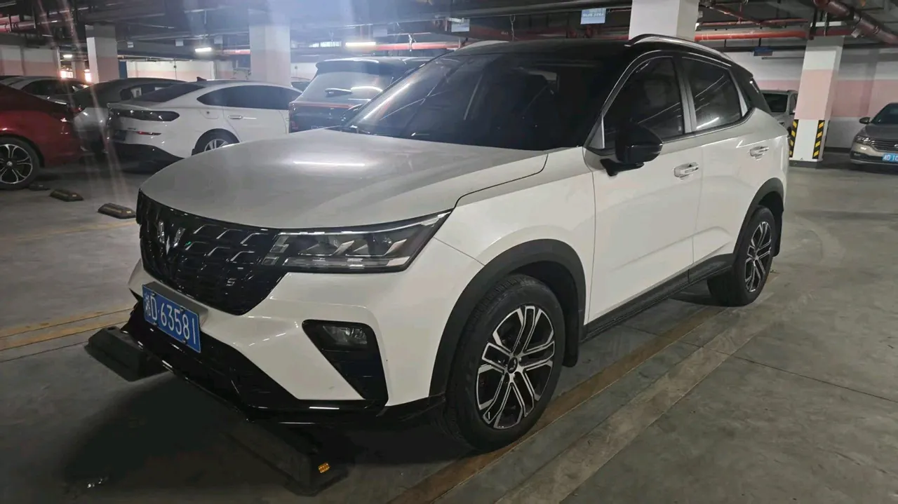 Open image lightbox: WuLing 2022 star chi 1.5T stepless tide cool automatic gear