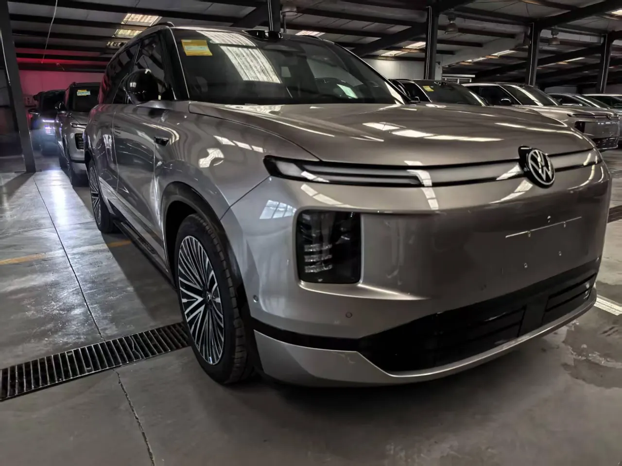 Volkswagen 2026 ID.ERA 9X Ultra 4-wheel drive automatic gear 2