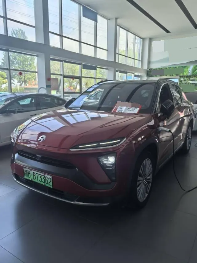 Открыть галерею: NIO 2020 ES 6 610KM Signature Edition Automatic Gear